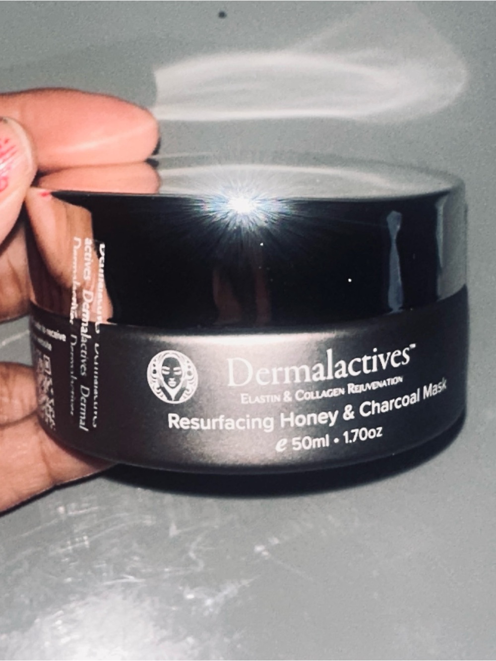 Dermalactives Resurfacing Honey & Charcoal Mask — Black
